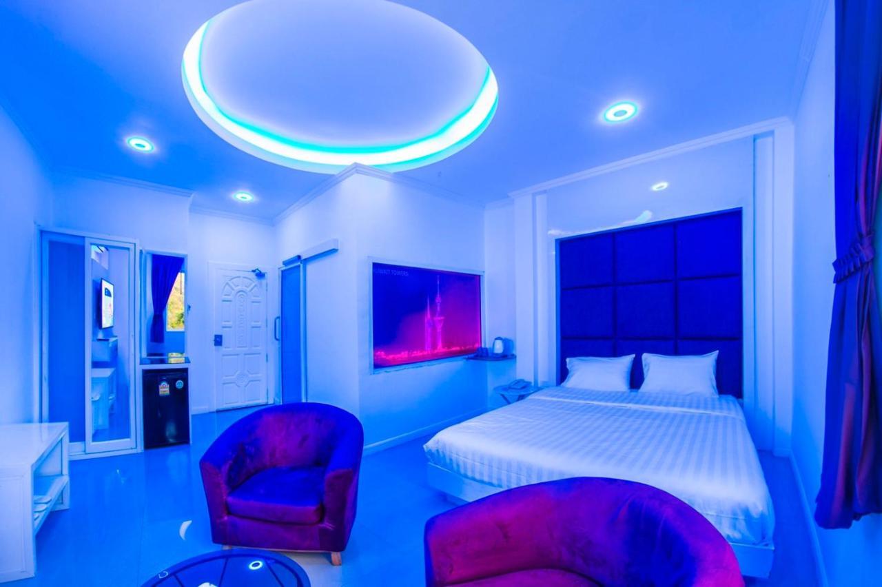 Titanic Residence-5 Minutes Walk To Walking Street Pattaya Luaran gambar