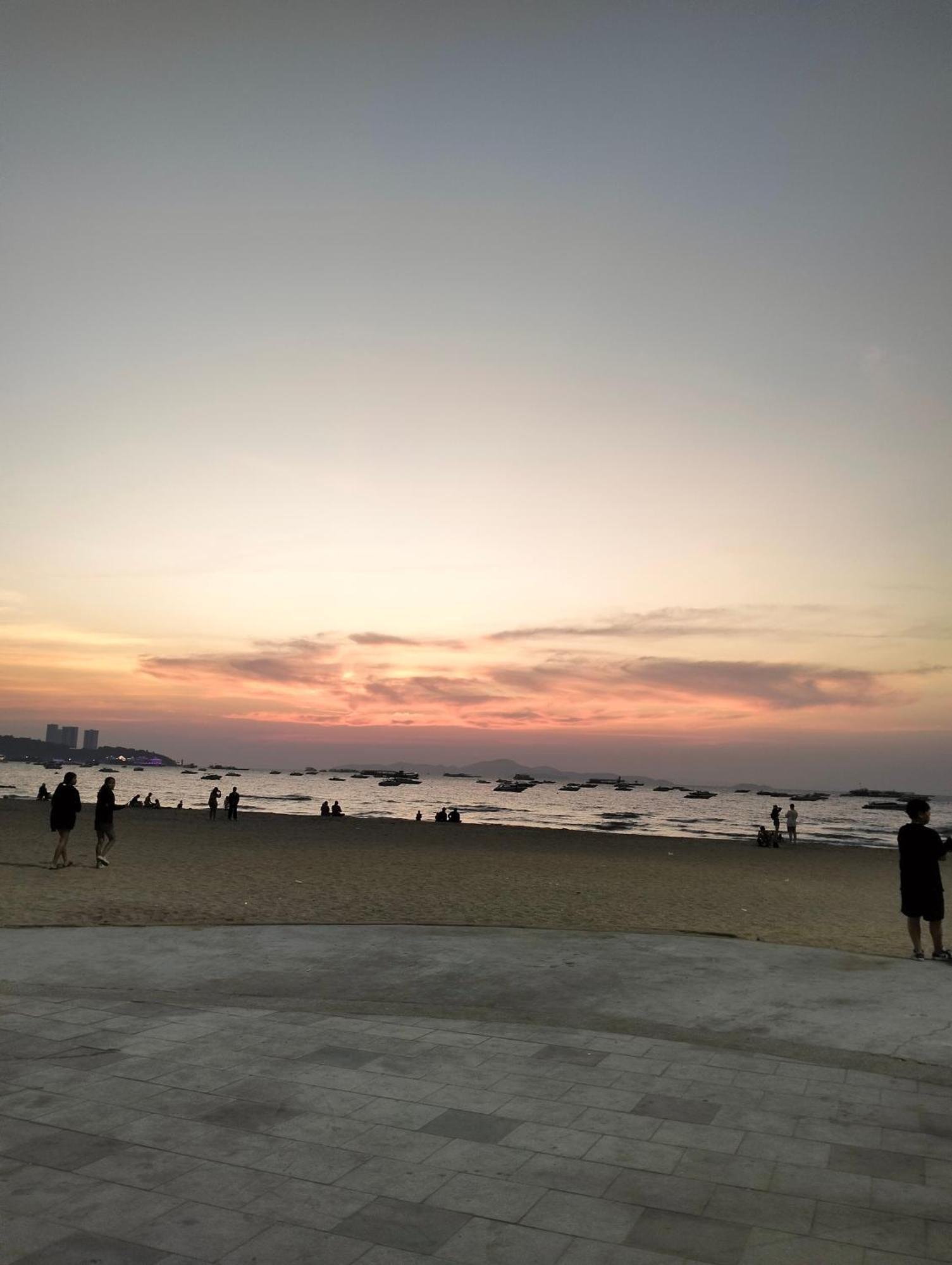 Titanic Residence-5 Minutes Walk To Walking Street Pattaya Luaran gambar