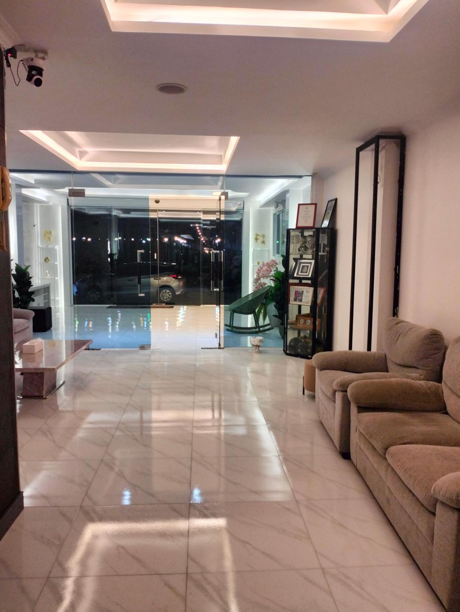Titanic Residence-5 Minutes Walk To Walking Street Pattaya Luaran gambar